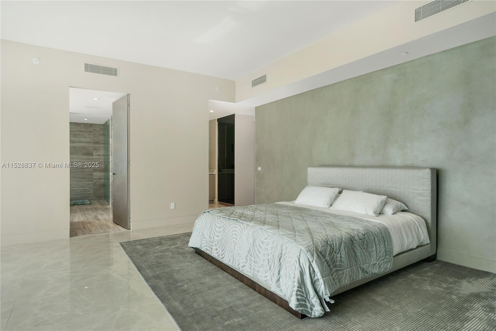 18975 COLLINS CONDO - Residential