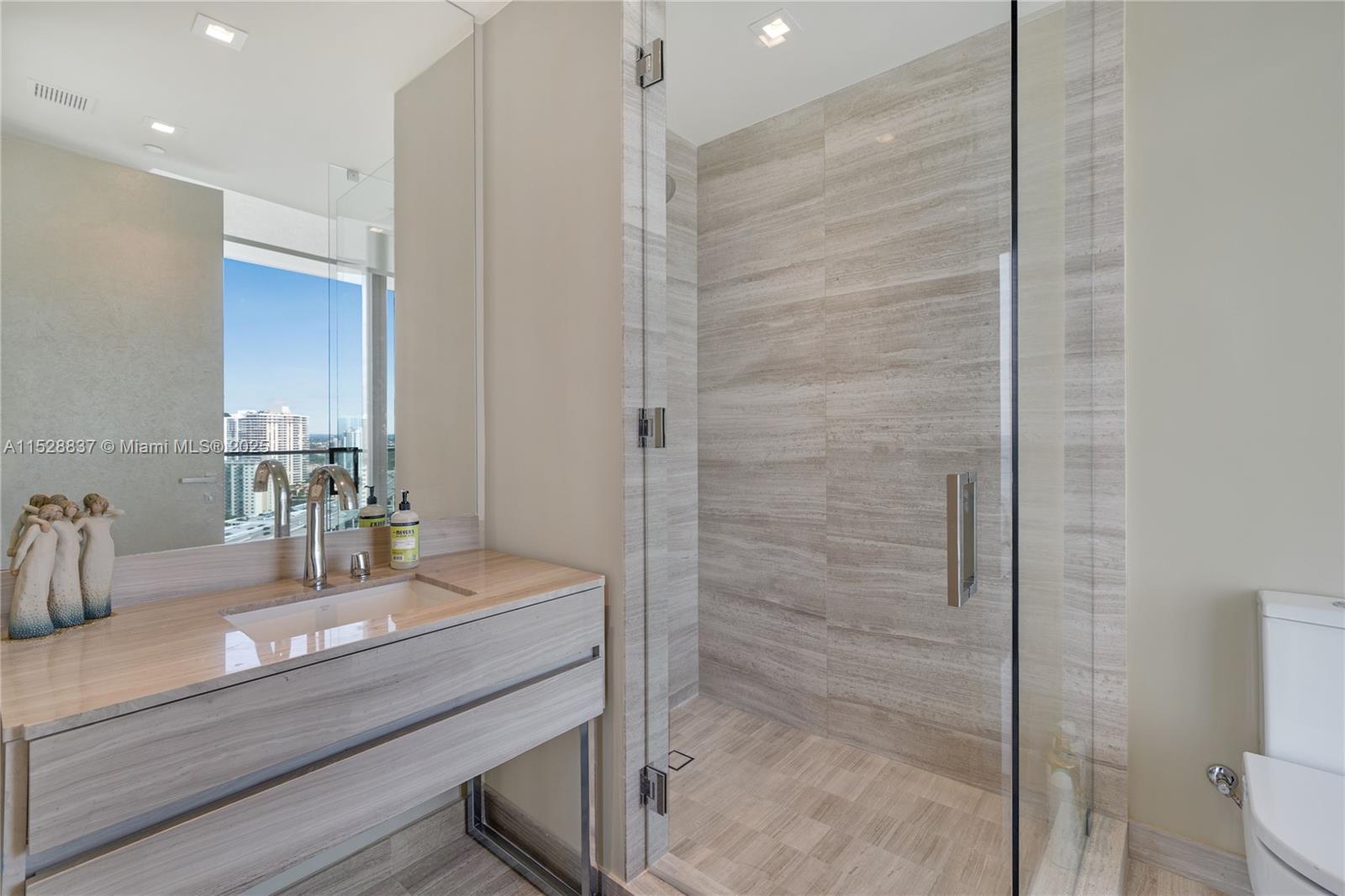 18975 COLLINS CONDO - Residential