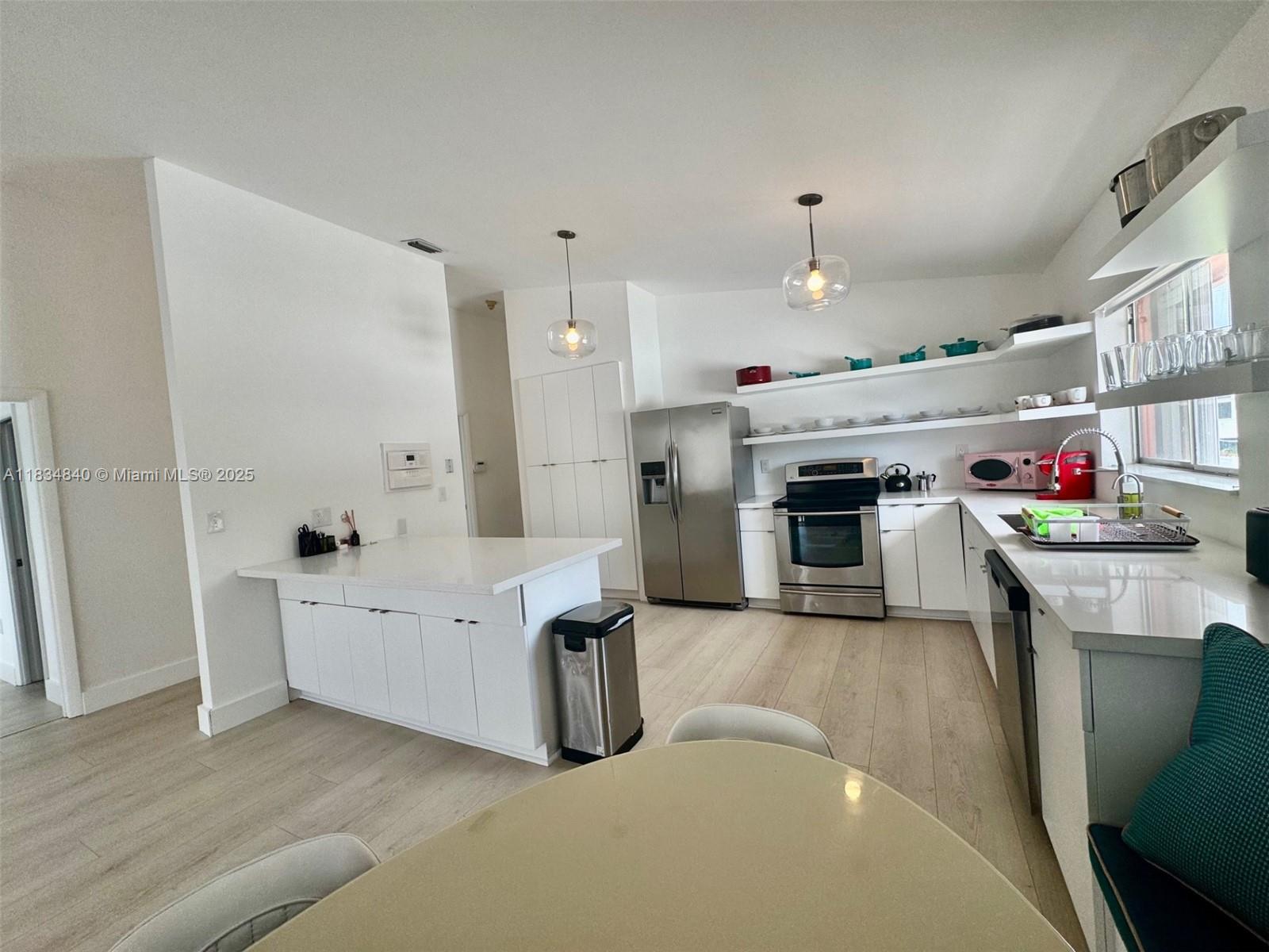 BAY RIDGE - Residential Lease