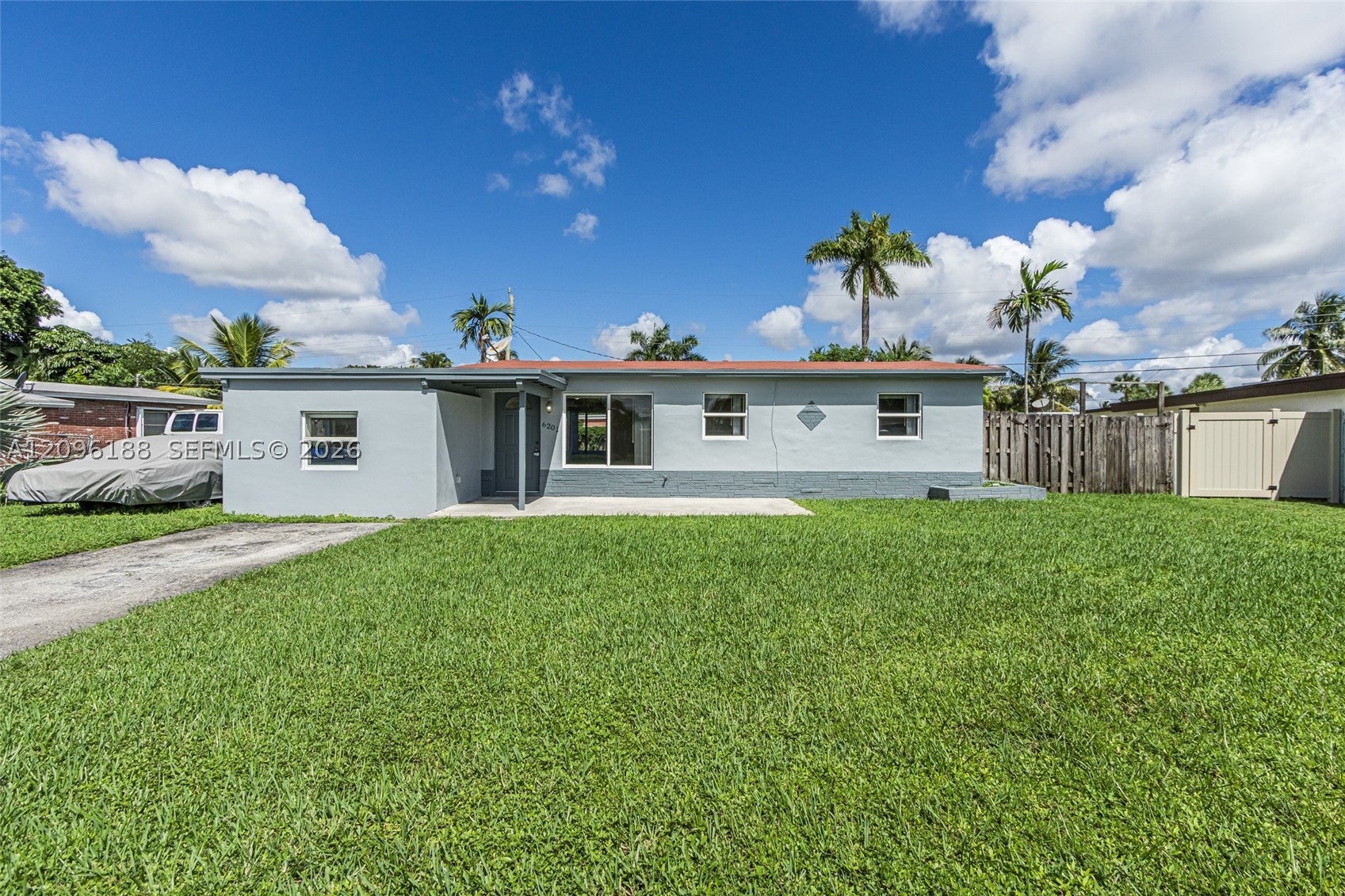 6201 NW 9th Ct