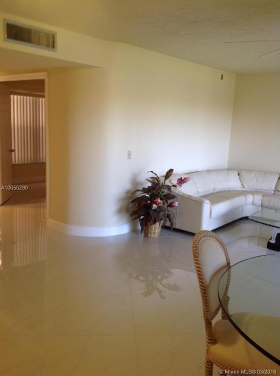 Lakes At La Paz Condo - Residential Lease