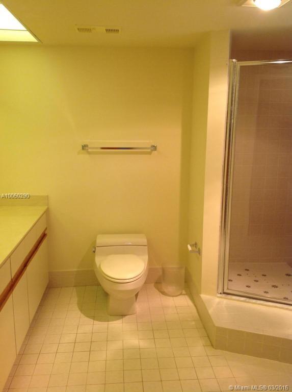 Lakes At La Paz Condo - Residential Lease