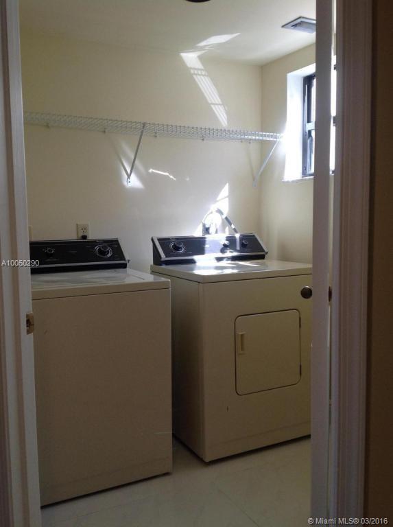 Lakes At La Paz Condo - Residential Lease