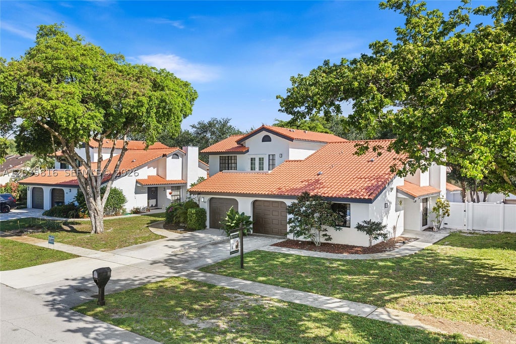 Photo of 443 NE 38th Street, Boca Raton, FL 33431 (MLS # A12035816)