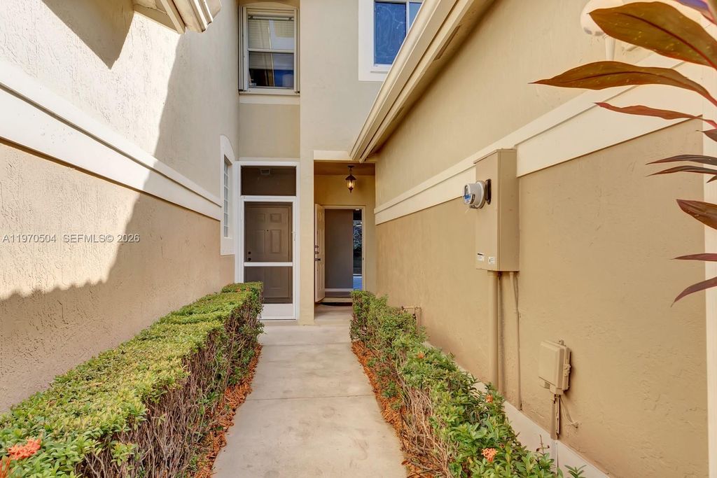 Photo of 2590 Cordoba Bnd #2590, Weston, FL 33327 (MLS # A11970504)