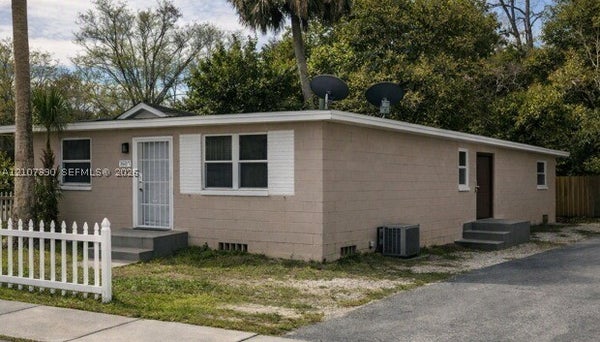 1630 BARNETT ST, JACKSONVILLE, FL 32209 - Image 99a37eba7e2dc5c0fd06e6b51fb73a36/4089570975