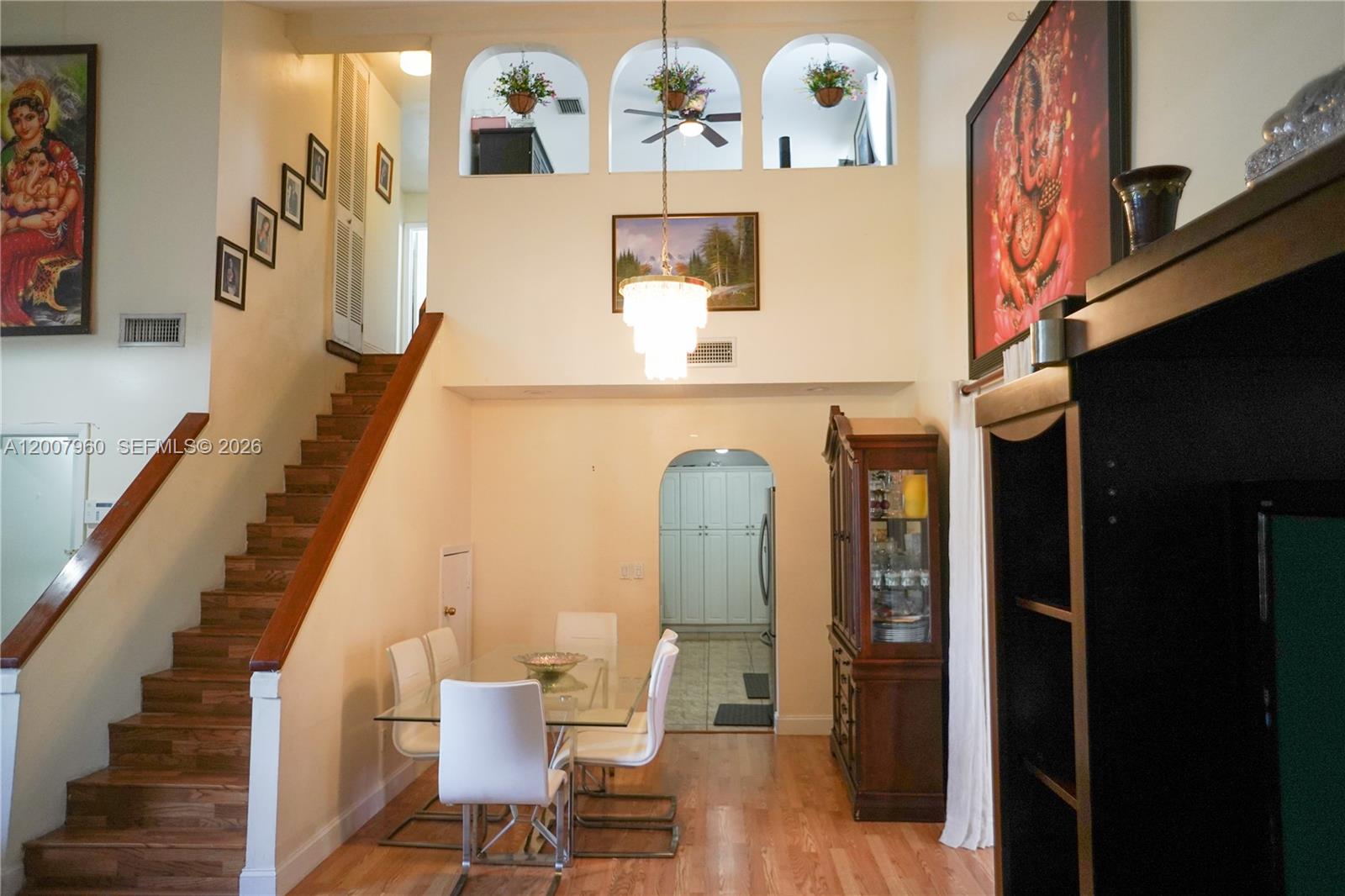 LAZARUS ON RICHMOND - Residential