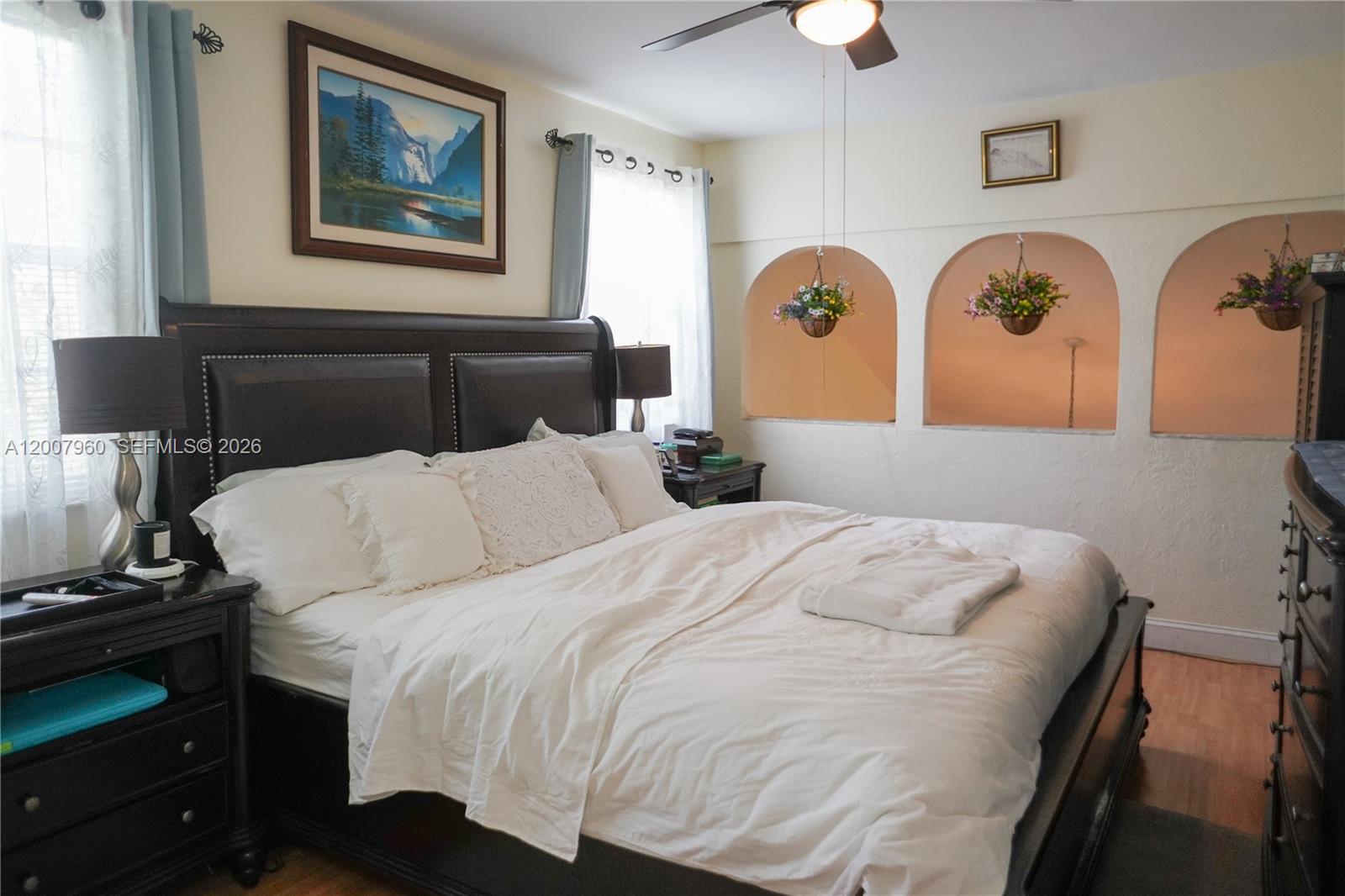 LAZARUS ON RICHMOND - Residential