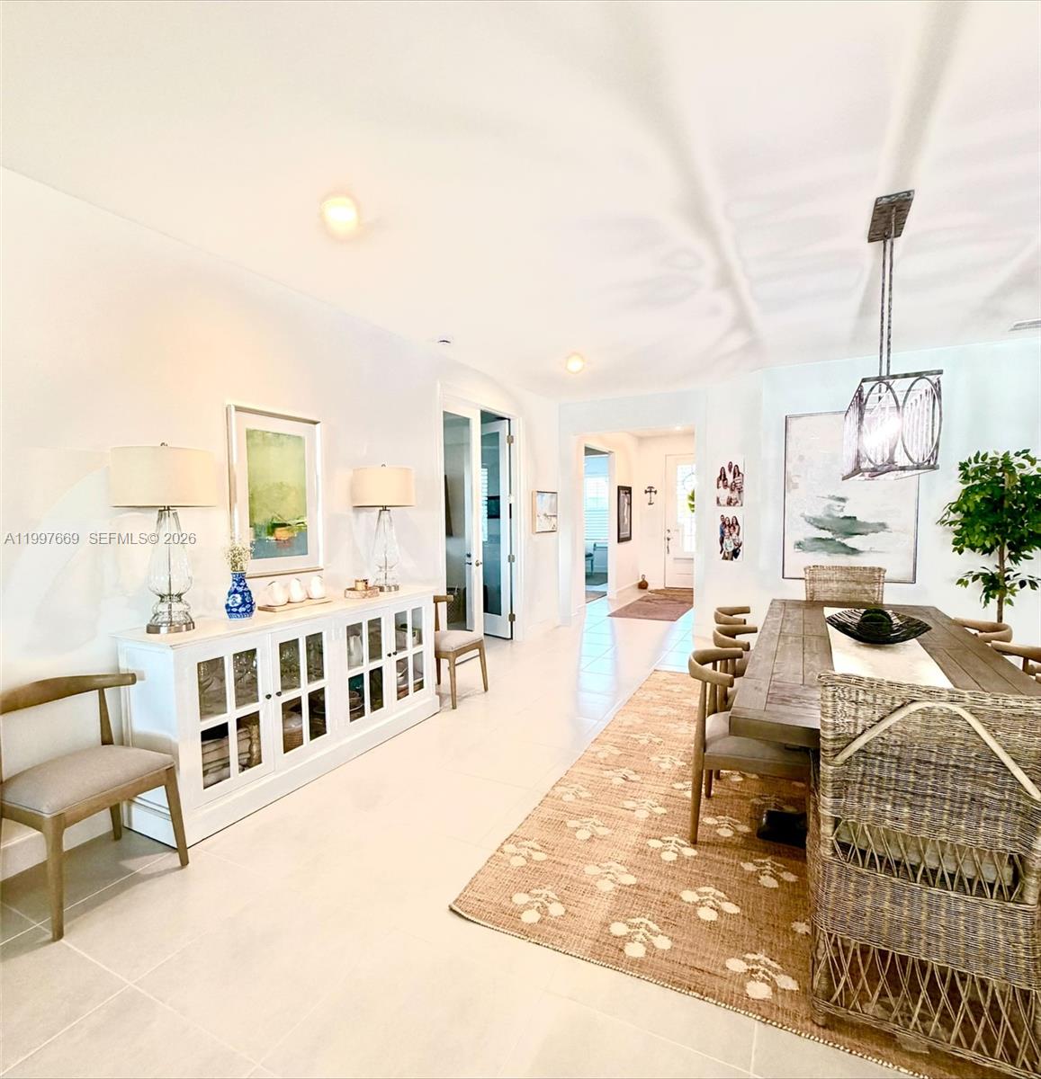 NORTHRIDGE - Residential