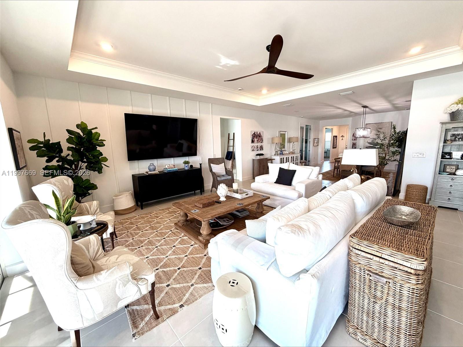 NORTHRIDGE - Residential