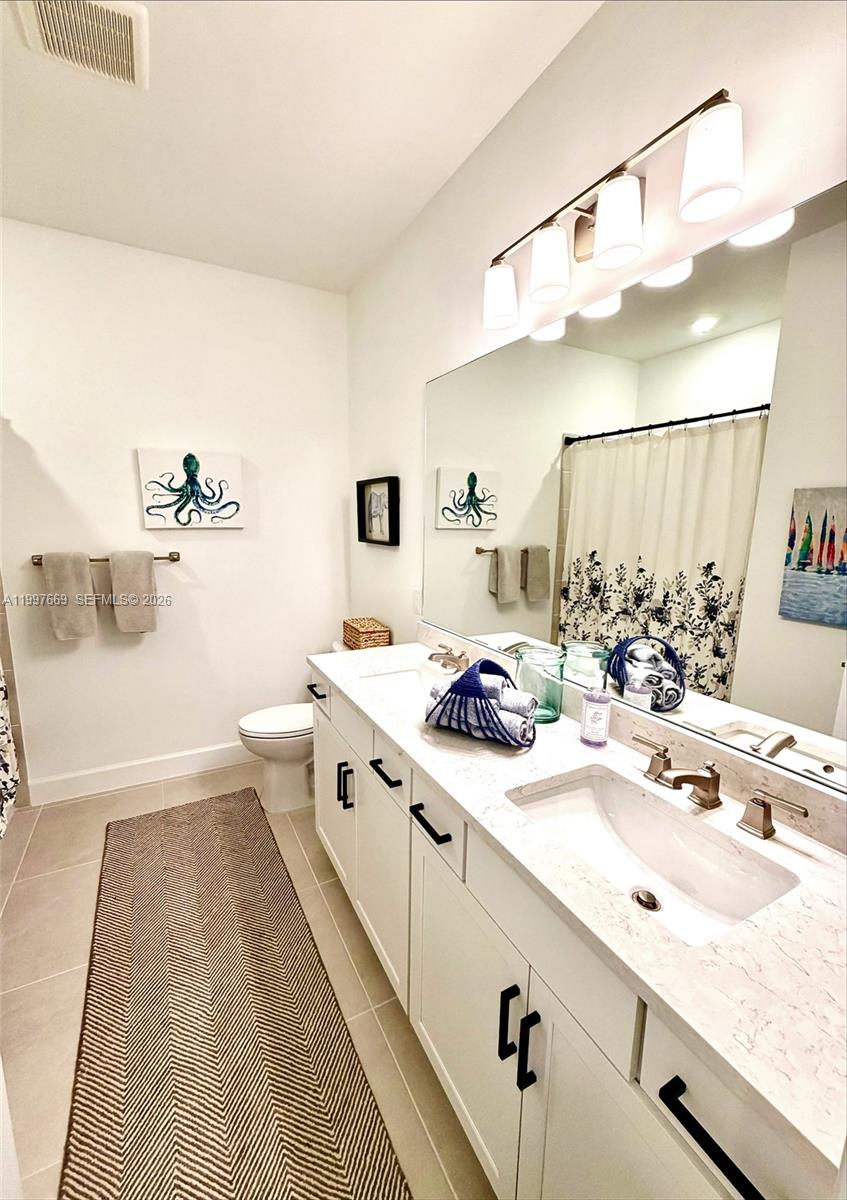 NORTHRIDGE - Residential