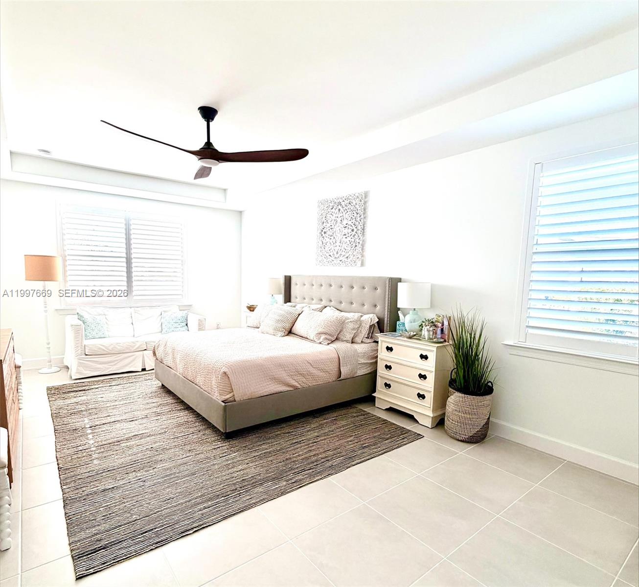 NORTHRIDGE - Residential