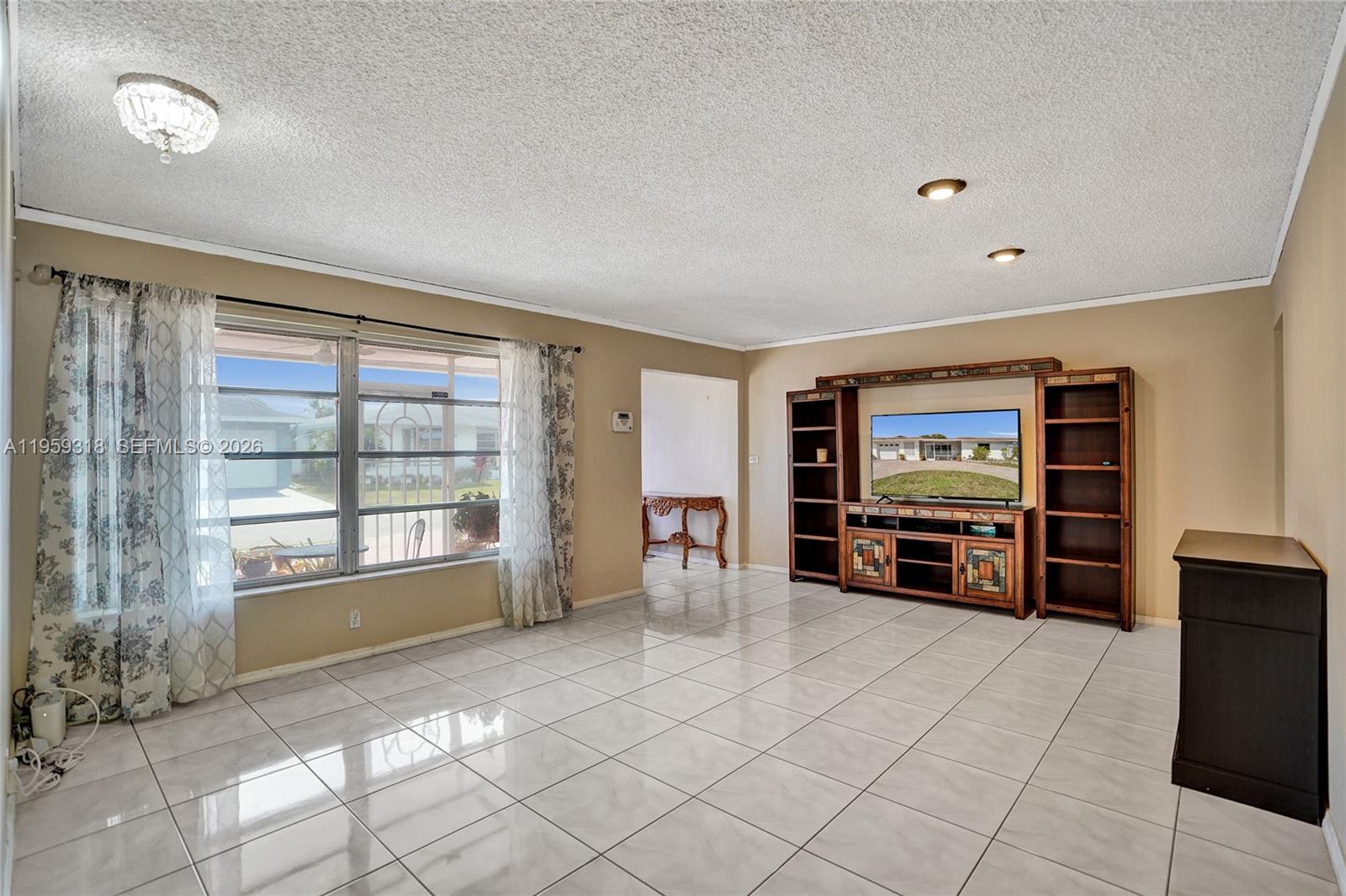 MAINLANDS OF TAMARAC LAKE - Residential