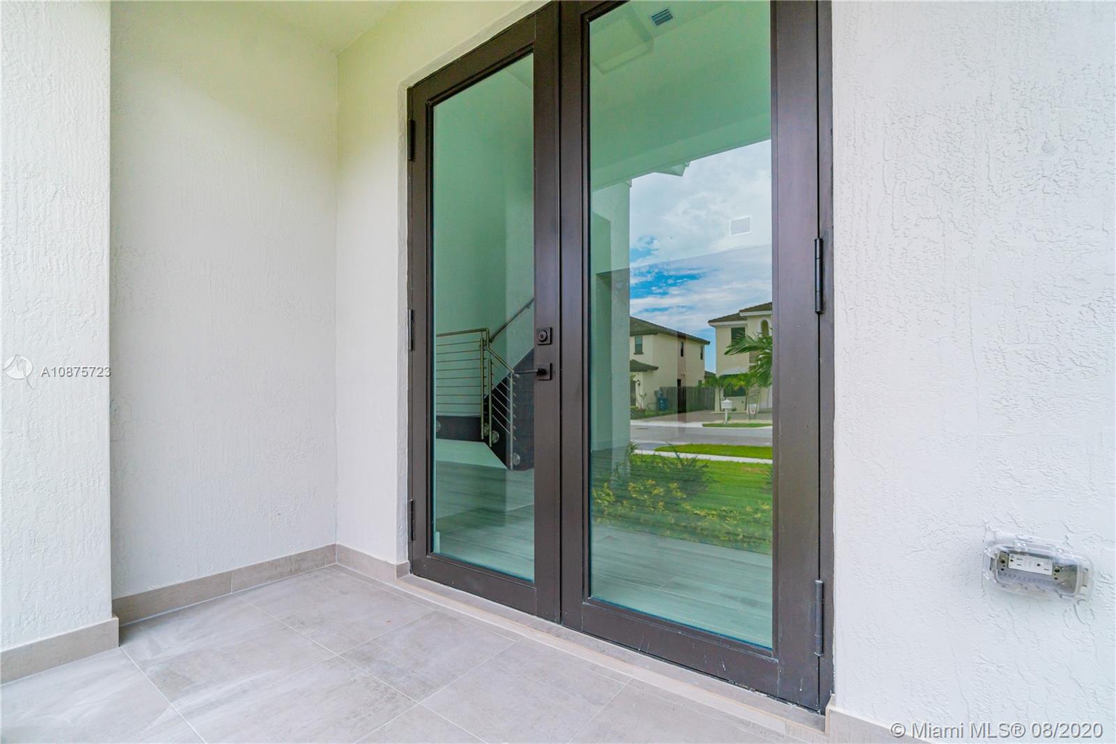 WEST BREEZE ESTATES FIRST - Residential