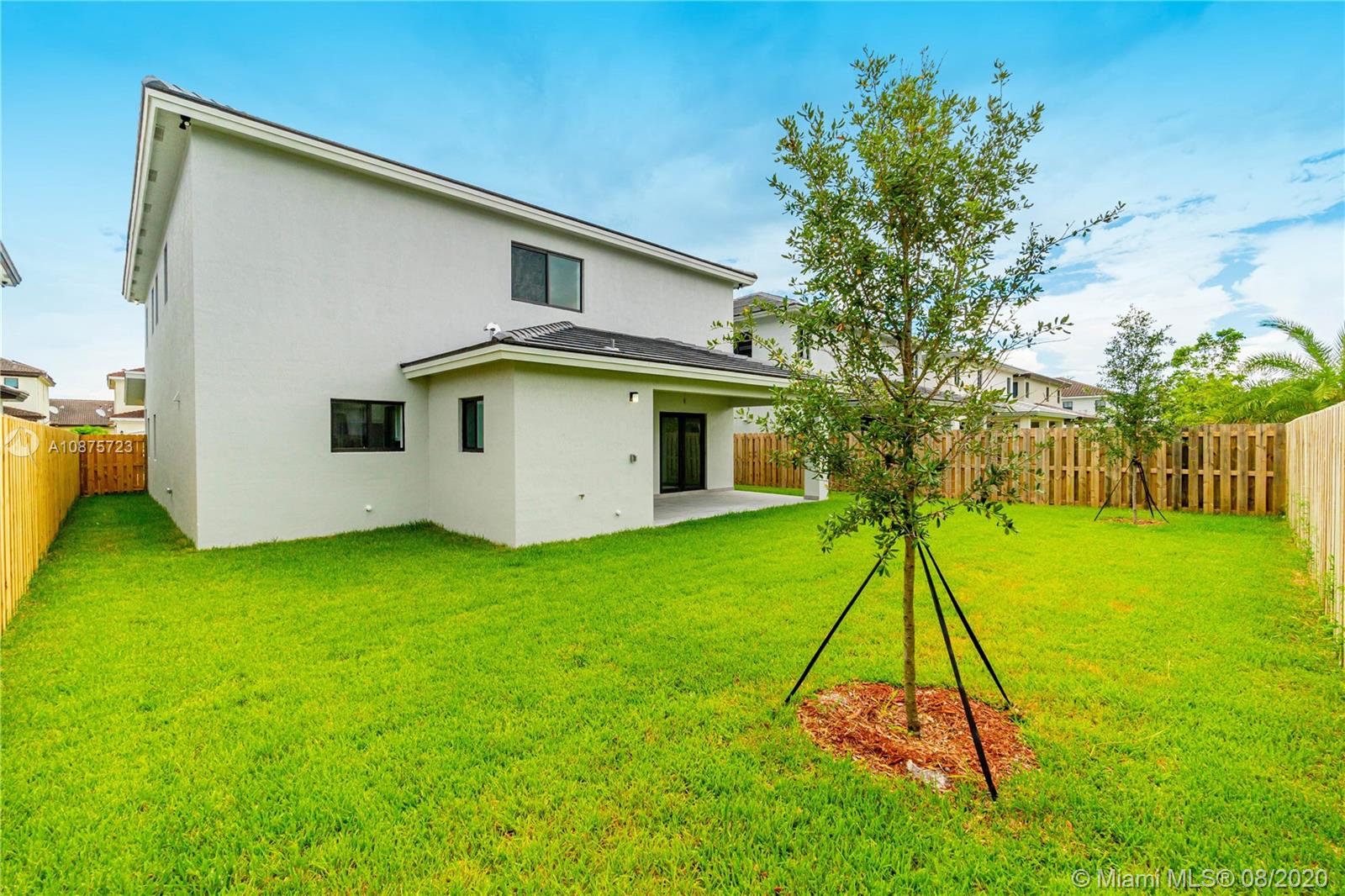 WEST BREEZE ESTATES FIRST - Residential