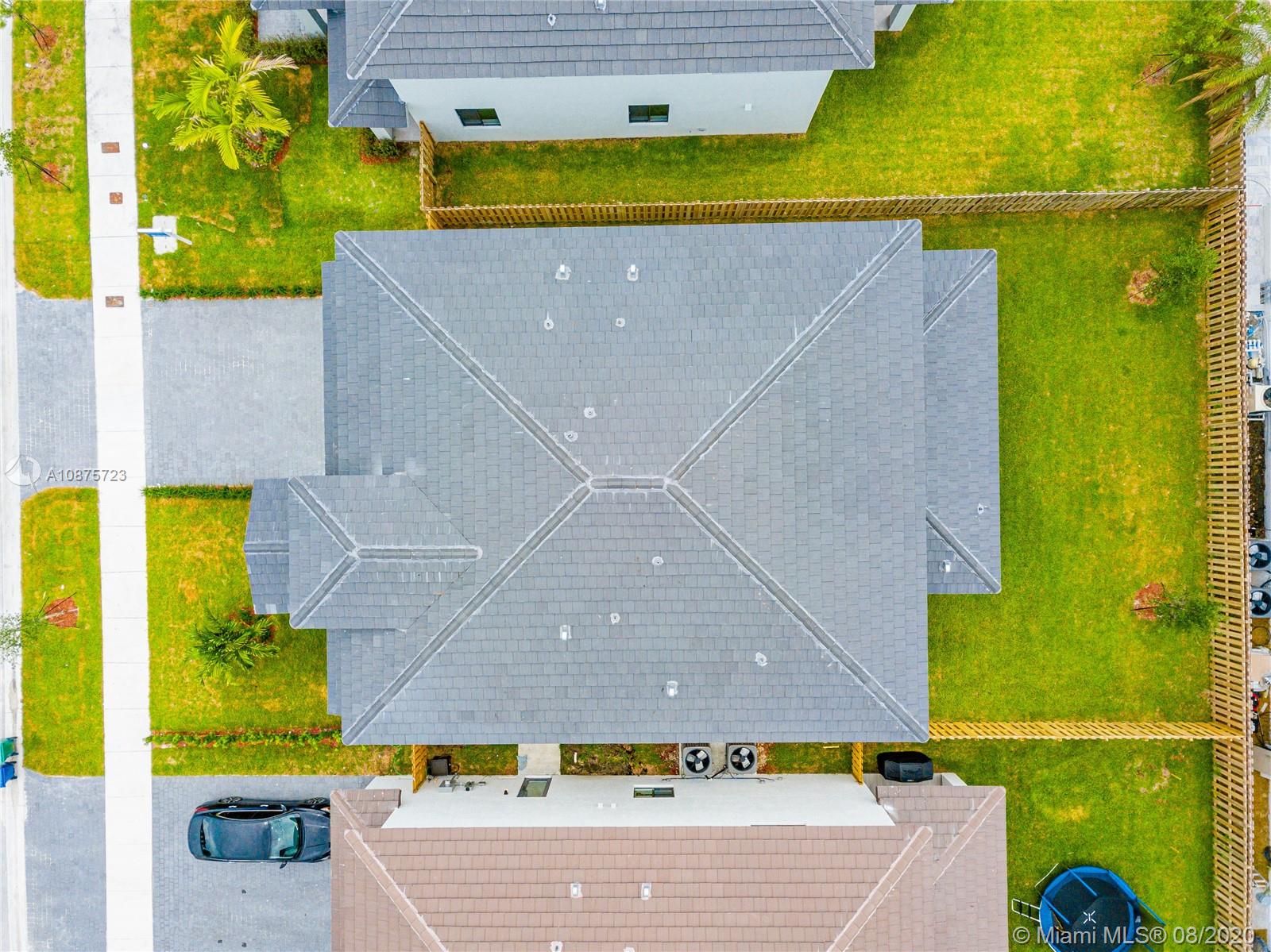 WEST BREEZE ESTATES FIRST - Residential