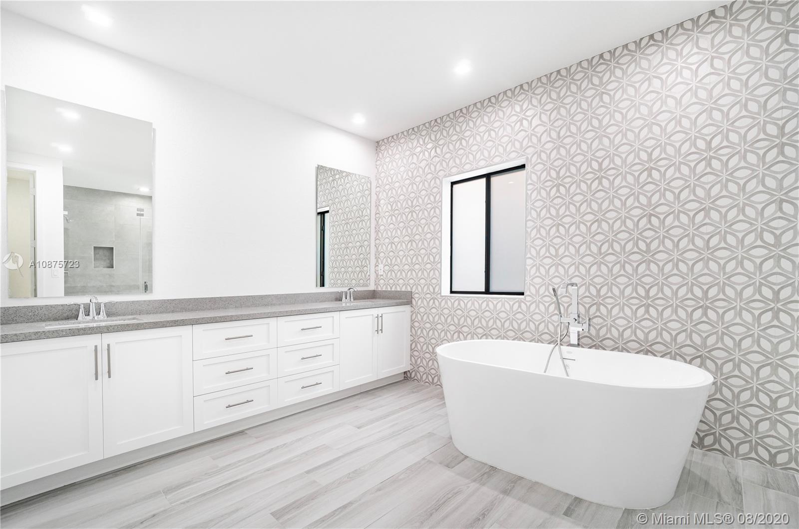 WEST BREEZE ESTATES FIRST - Residential