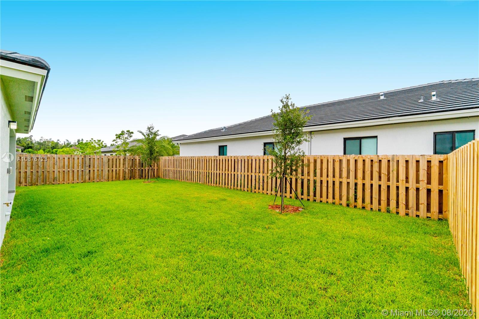 WEST BREEZE ESTATES FIRST - Residential