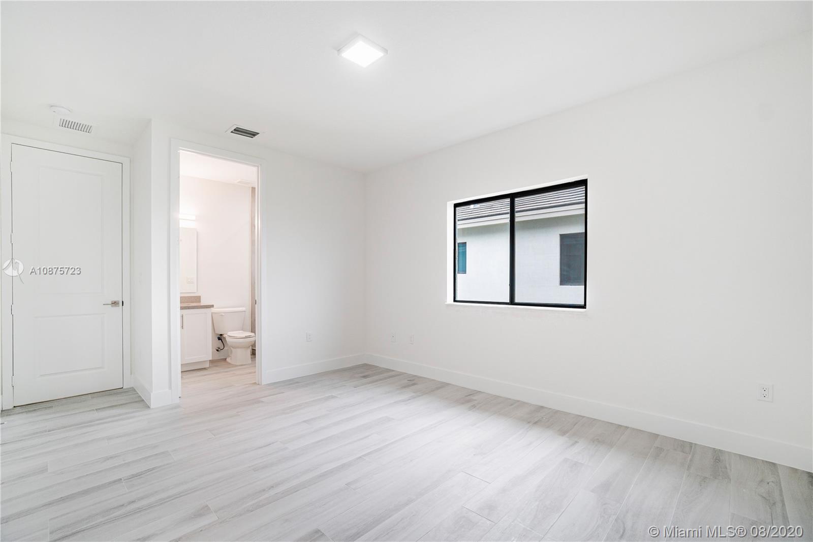 WEST BREEZE ESTATES FIRST - Residential