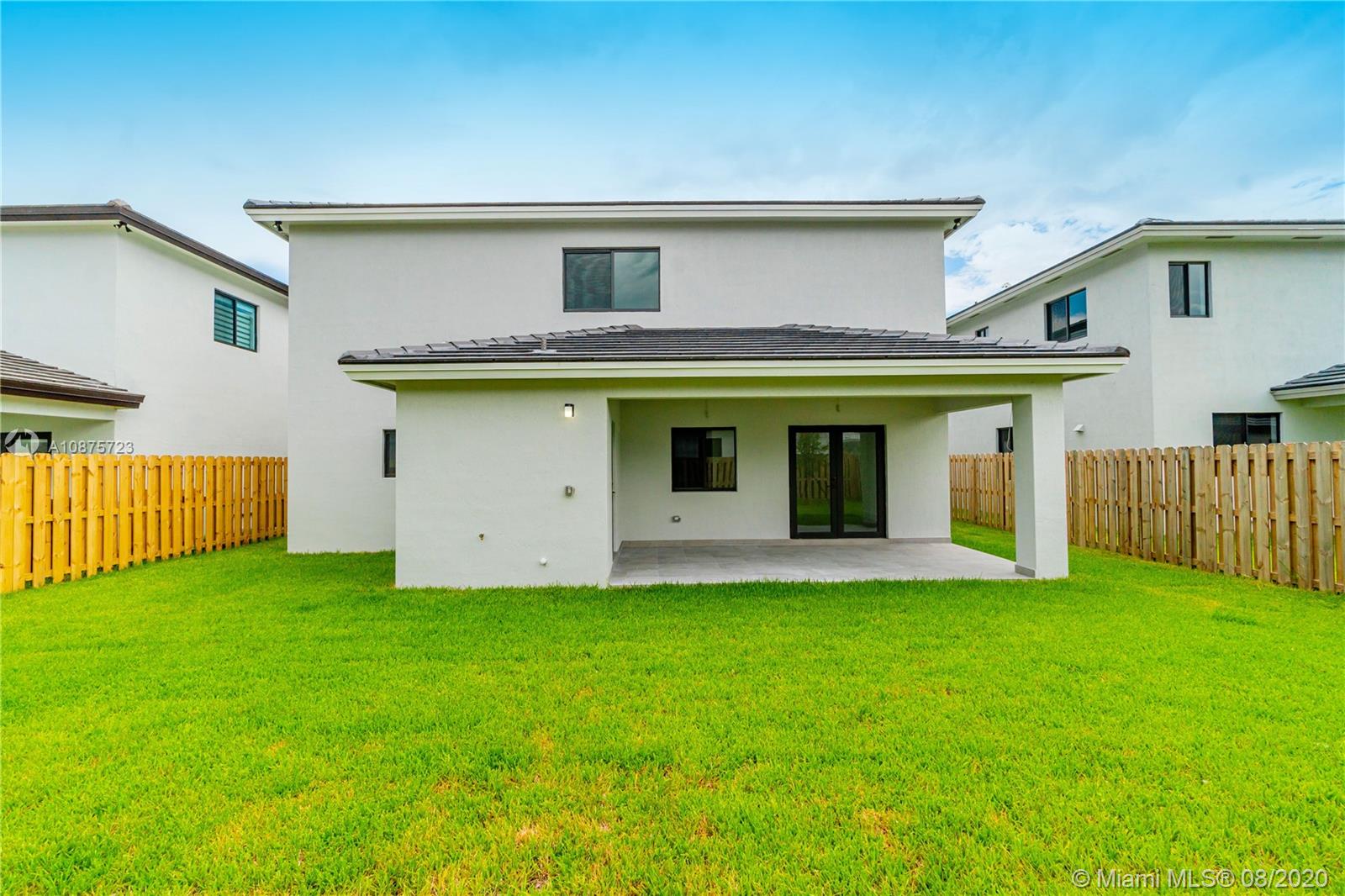 WEST BREEZE ESTATES FIRST - Residential