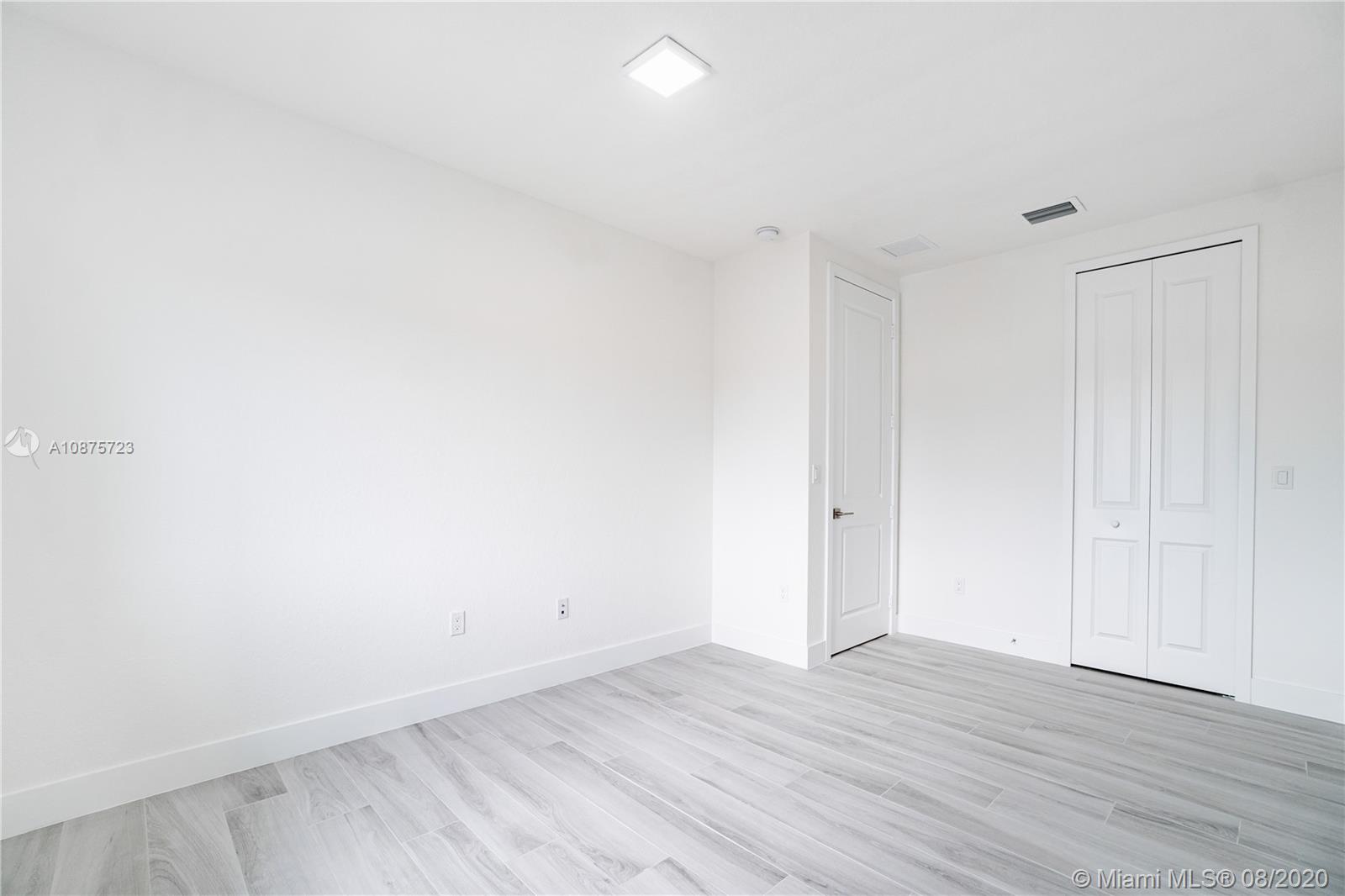 WEST BREEZE ESTATES FIRST - Residential