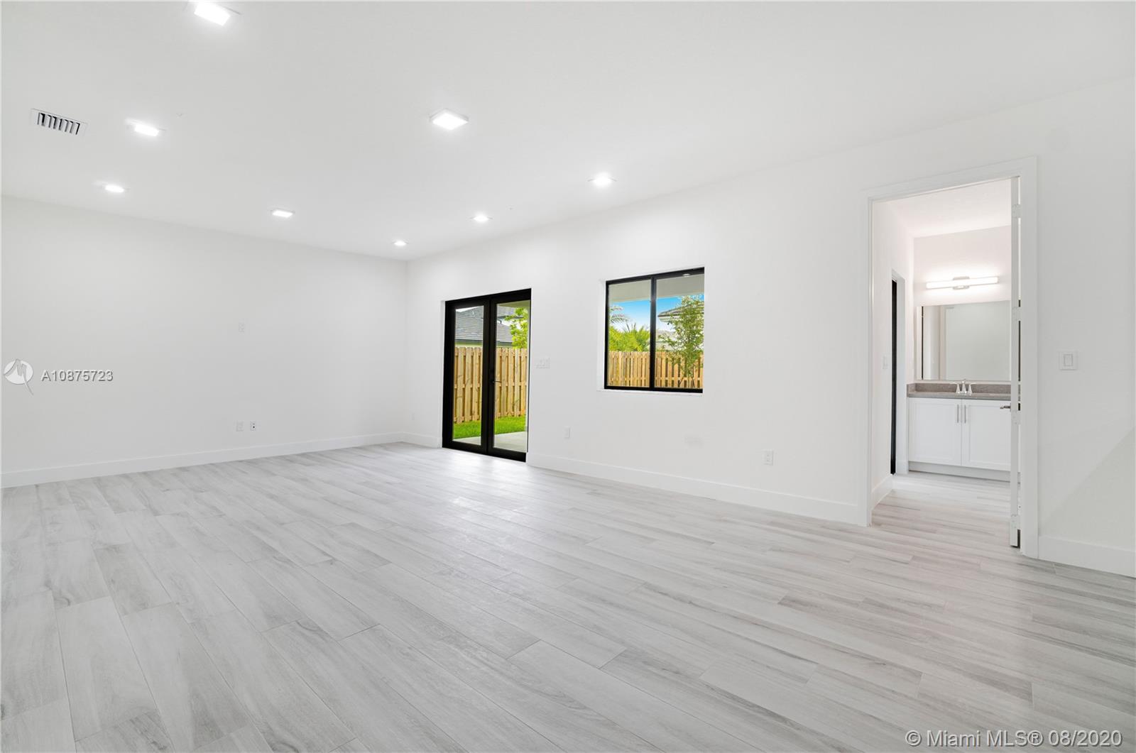 WEST BREEZE ESTATES FIRST - Residential