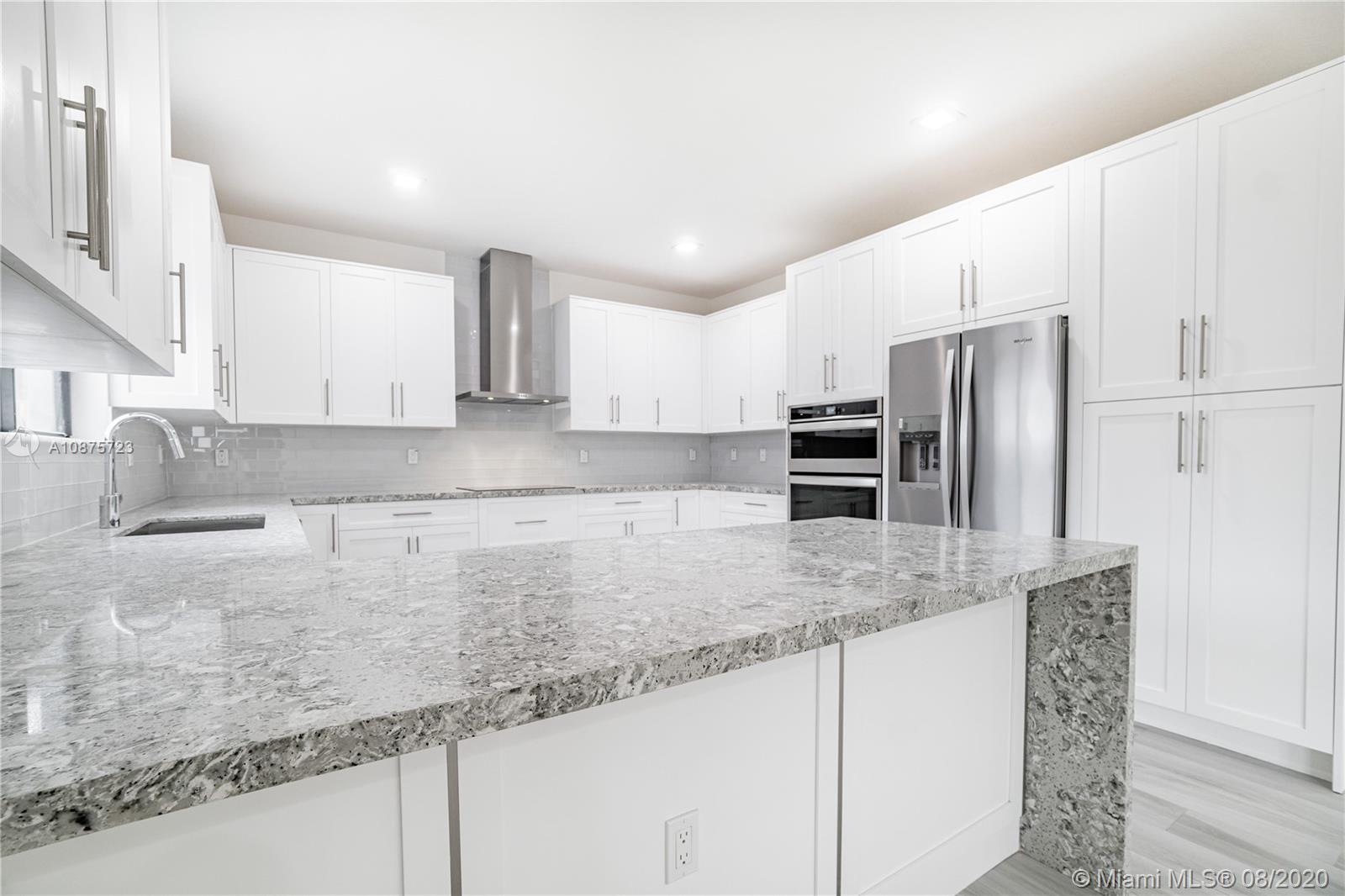 WEST BREEZE ESTATES FIRST - Residential