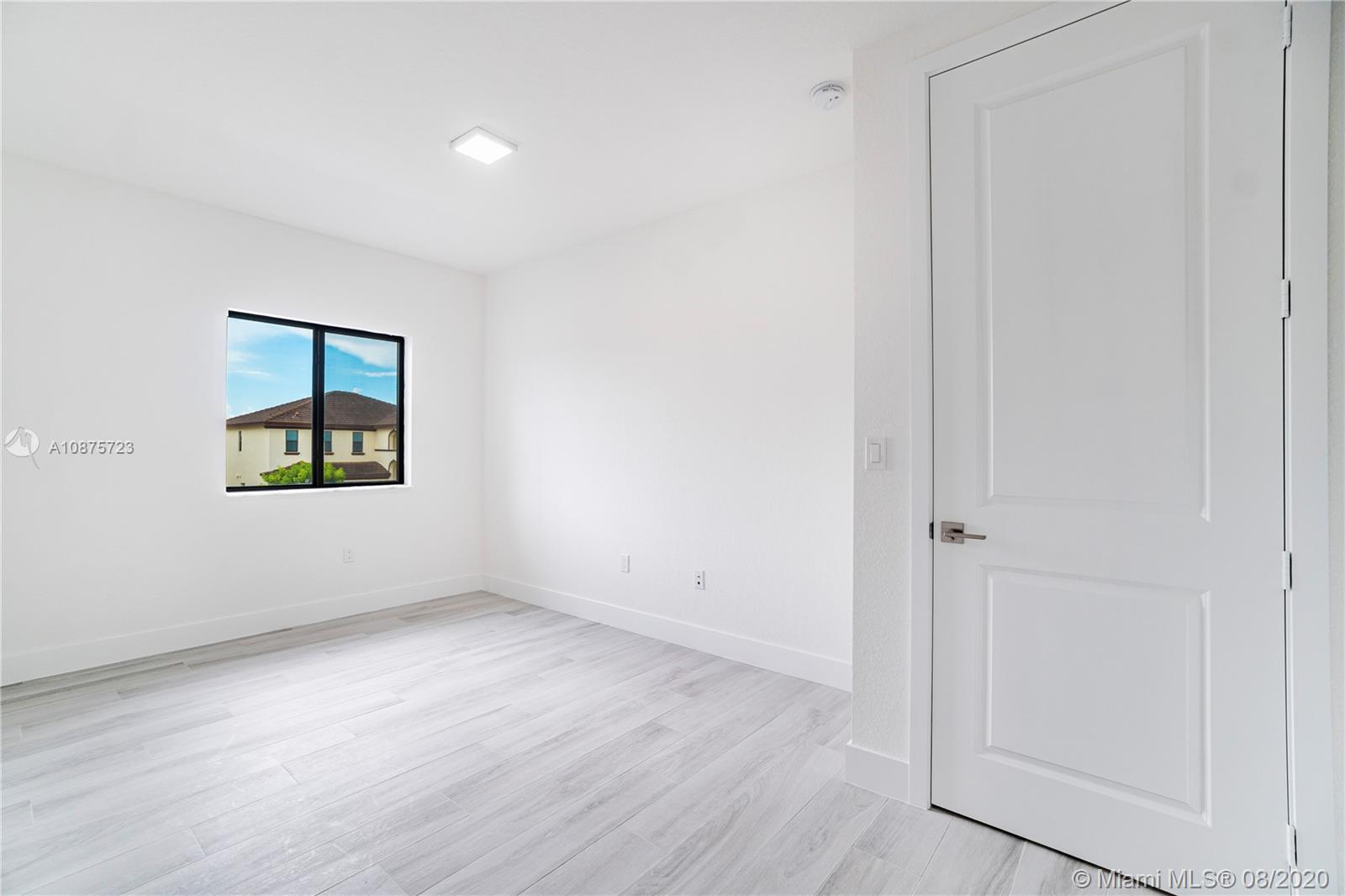 WEST BREEZE ESTATES FIRST - Residential