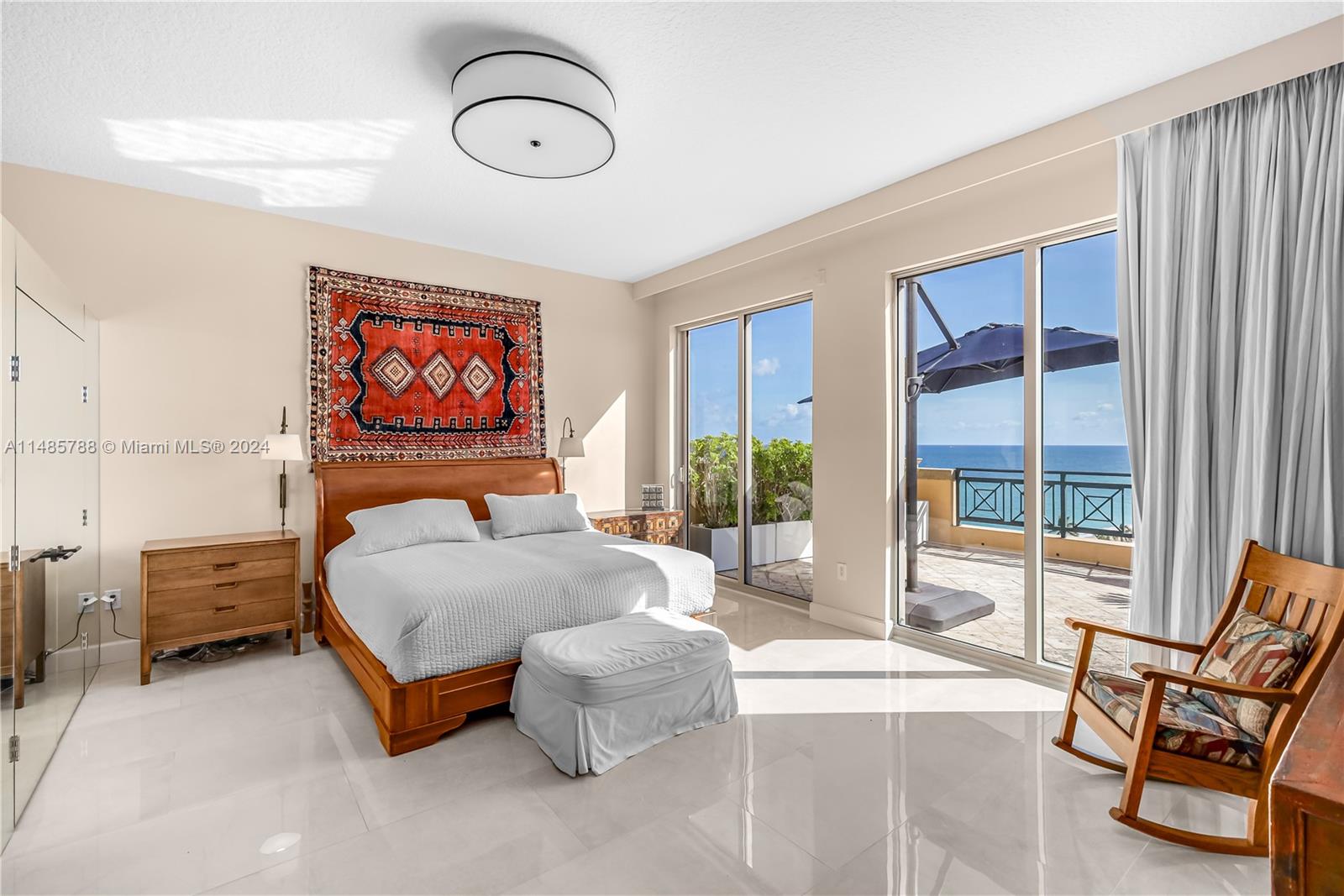 VILLAS OF POSITANO CONDO - Residential