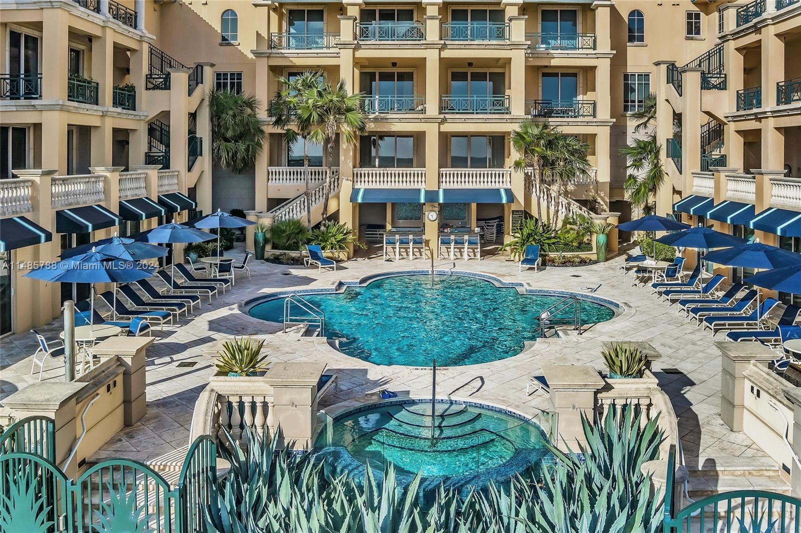 VILLAS OF POSITANO CONDO - Residential