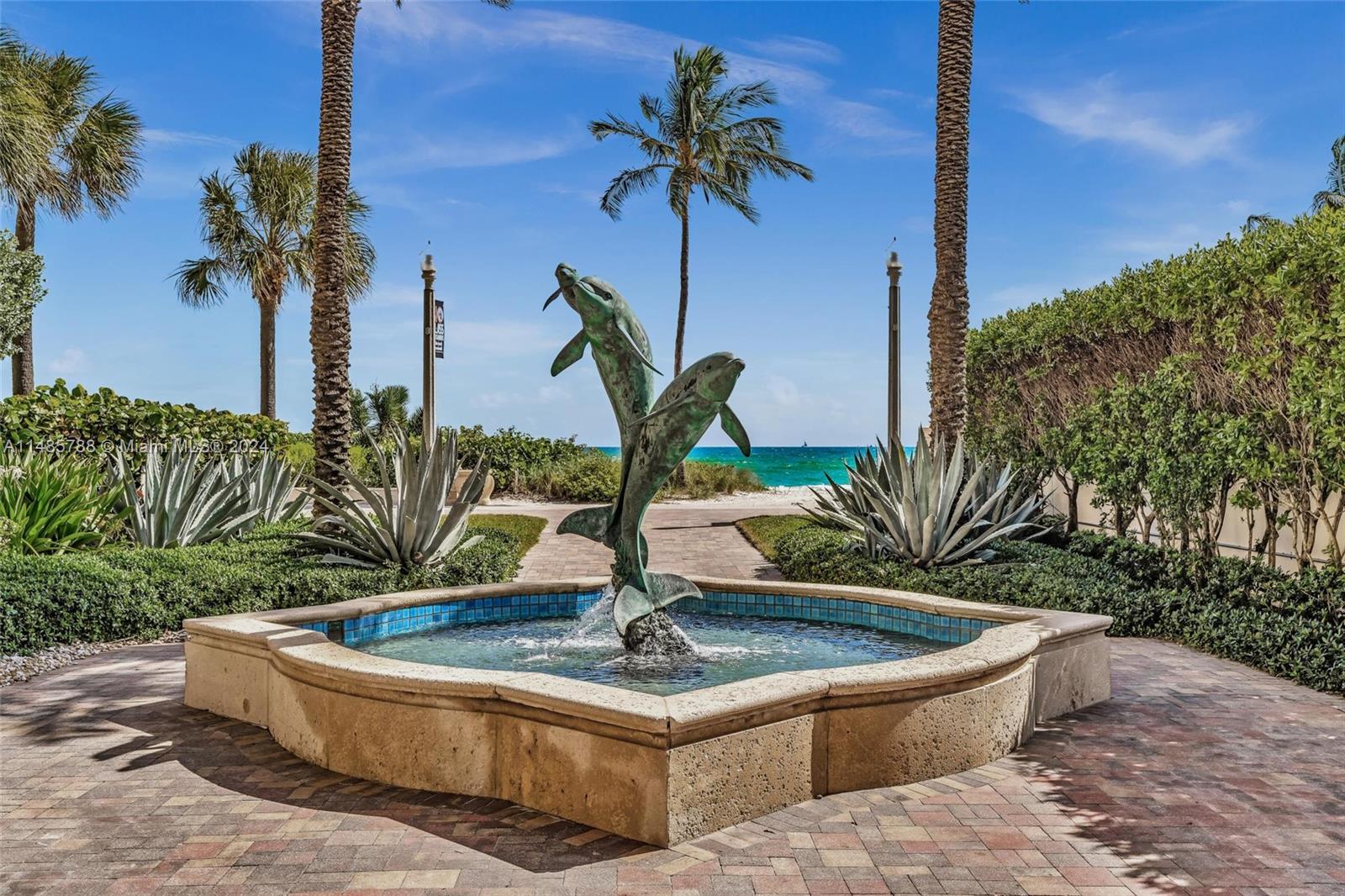 VILLAS OF POSITANO CONDO - Residential