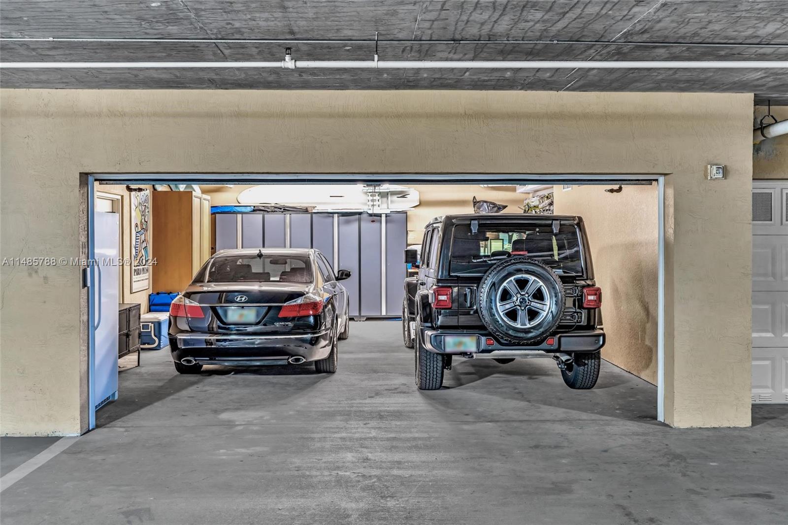 VILLAS OF POSITANO CONDO - Residential