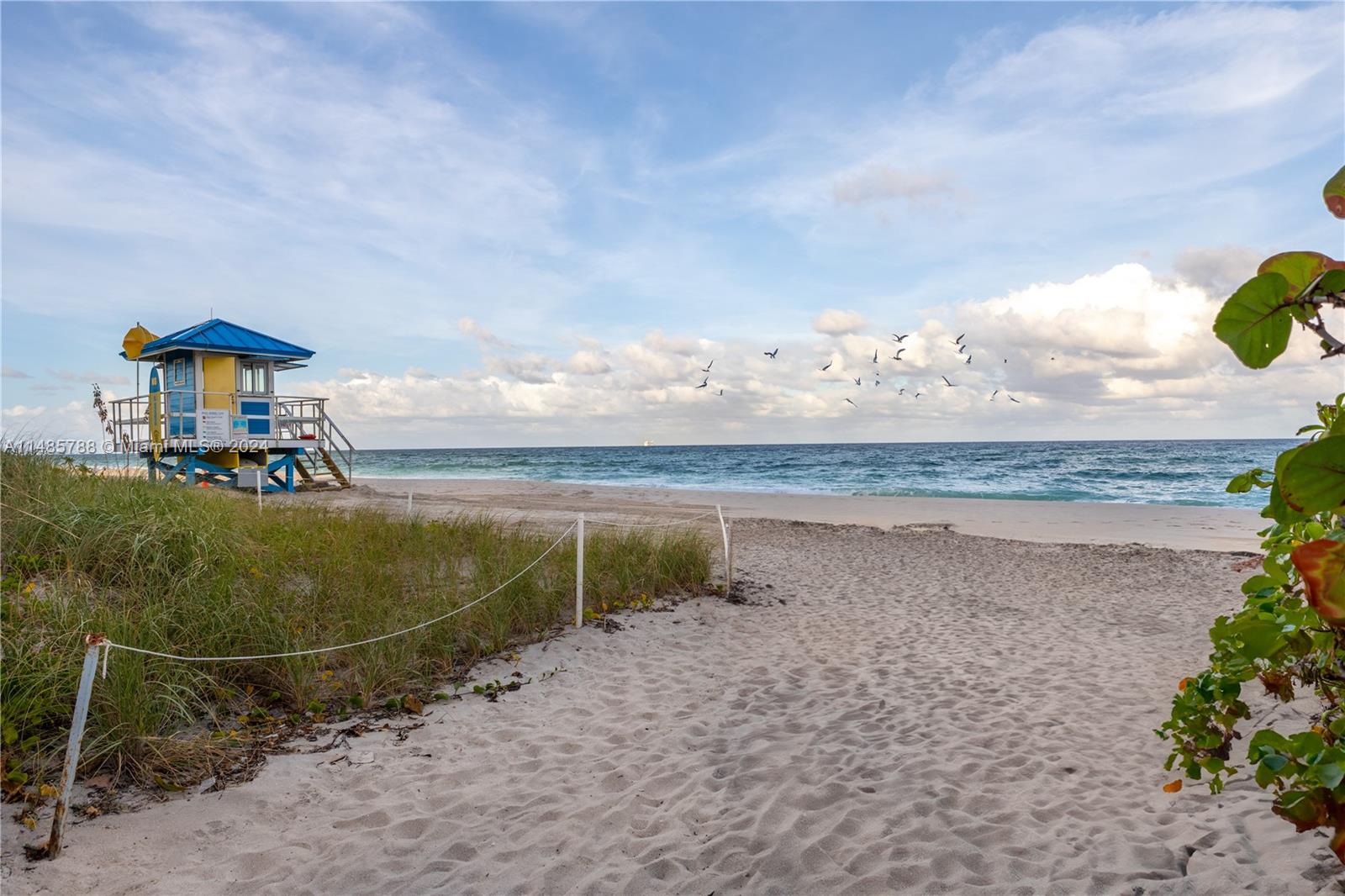 VILLAS OF POSITANO CONDO - Residential