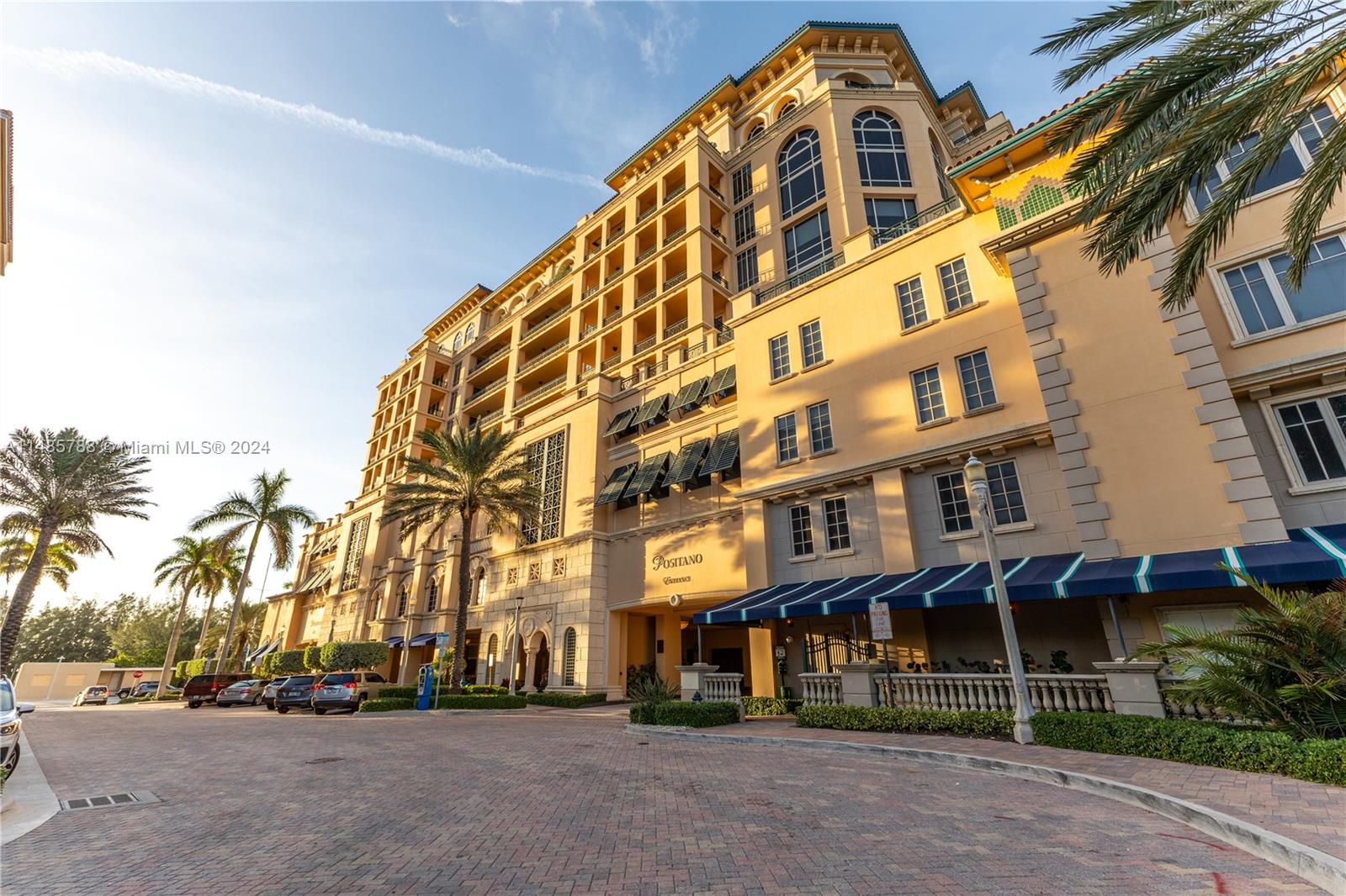 VILLAS OF POSITANO CONDO - Residential