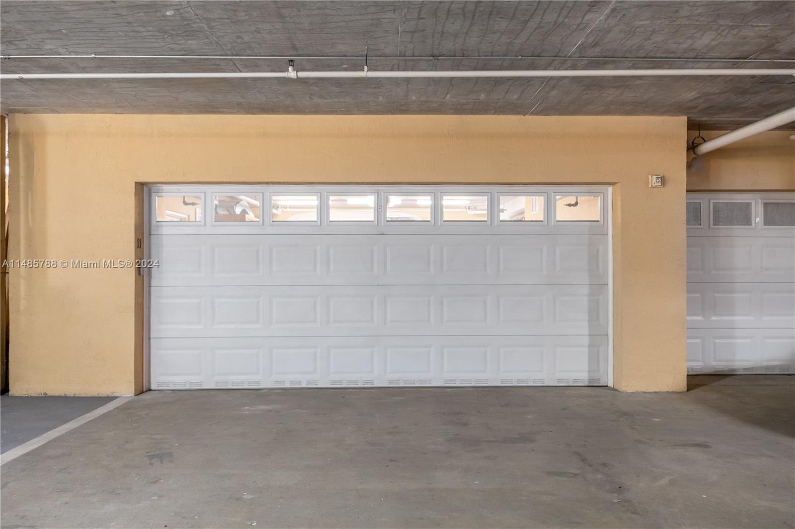 VILLAS OF POSITANO CONDO - Residential