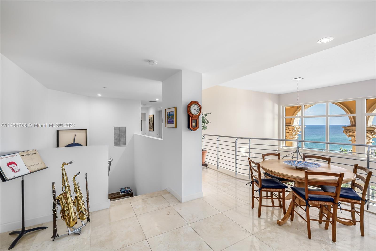 VILLAS OF POSITANO CONDO - Residential