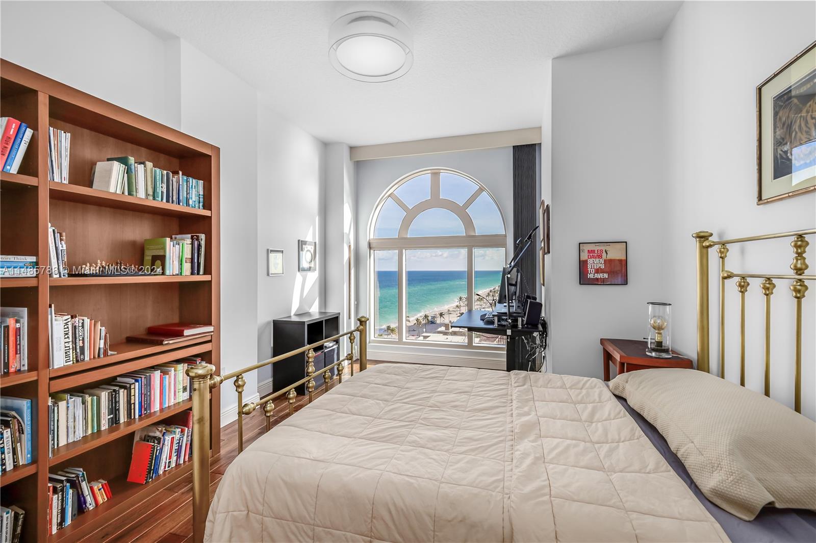 VILLAS OF POSITANO CONDO - Residential