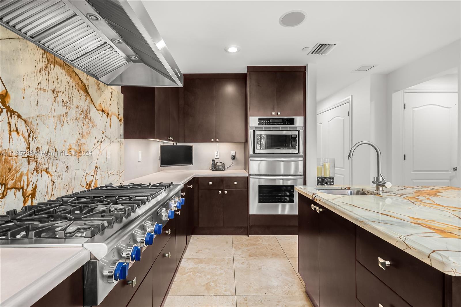 VILLAS OF POSITANO CONDO - Residential