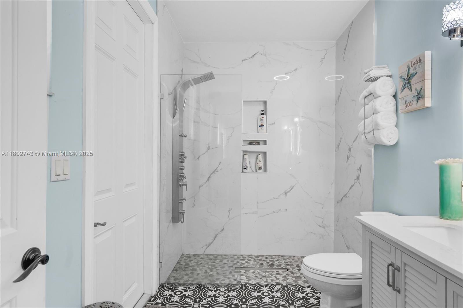 Palm Beach Country Estates - Residential