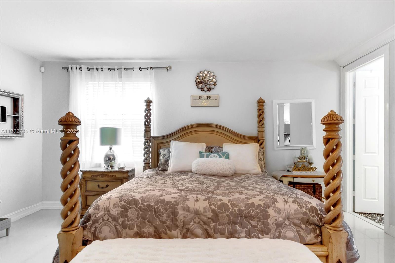 Palm Beach Country Estates - Residential
