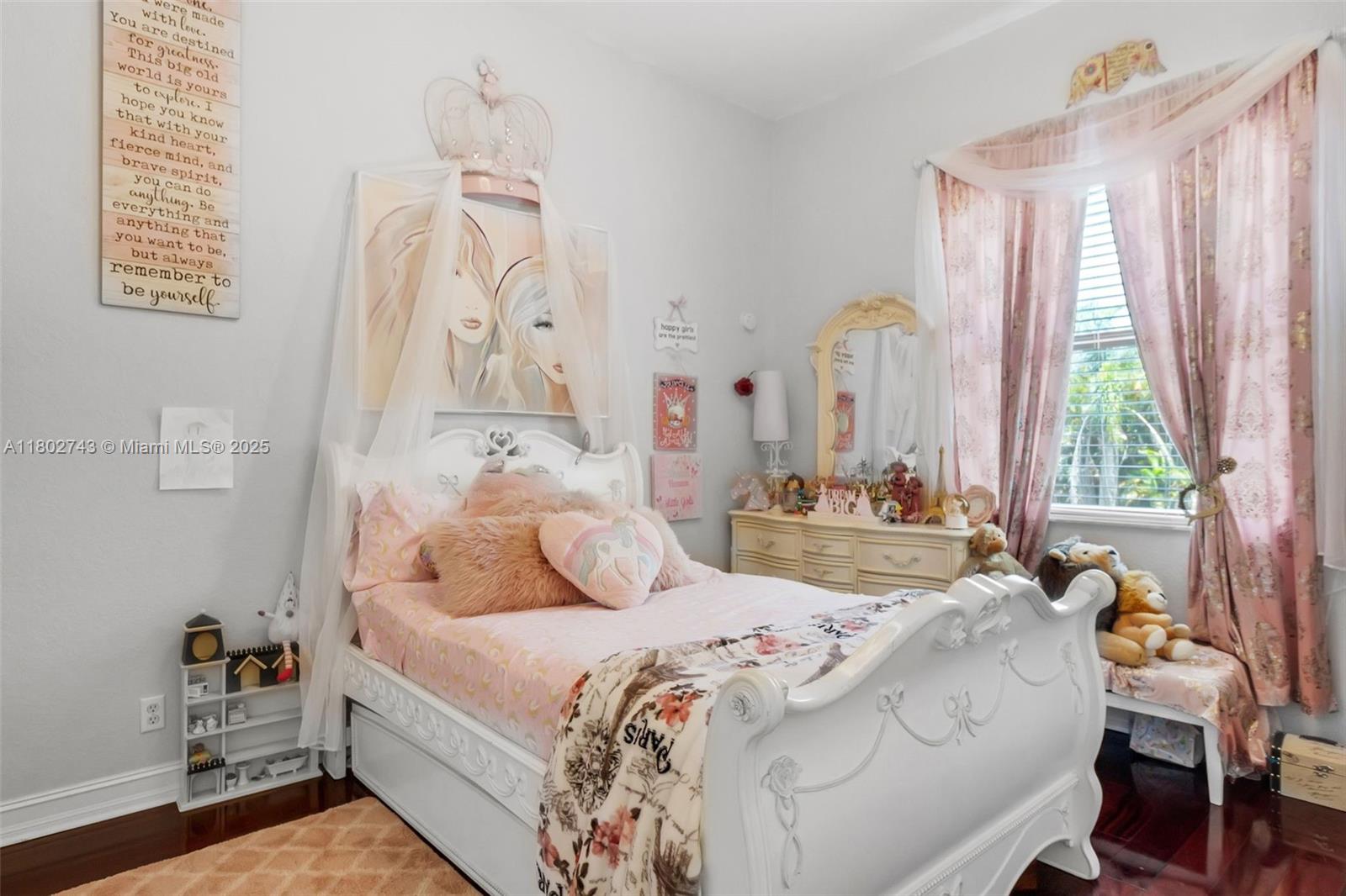 Palm Beach Country Estates - Residential