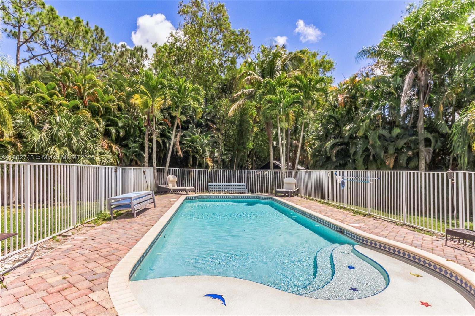 Palm Beach Country Estates - Residential
