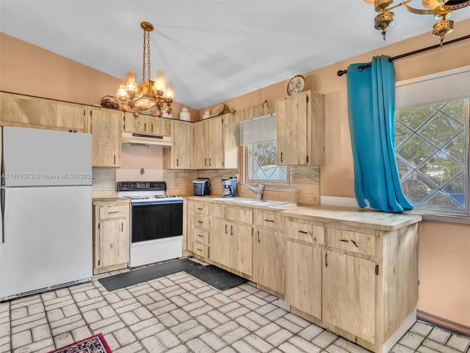 FLA FRUIT LANDS CO SUB NO - Residential