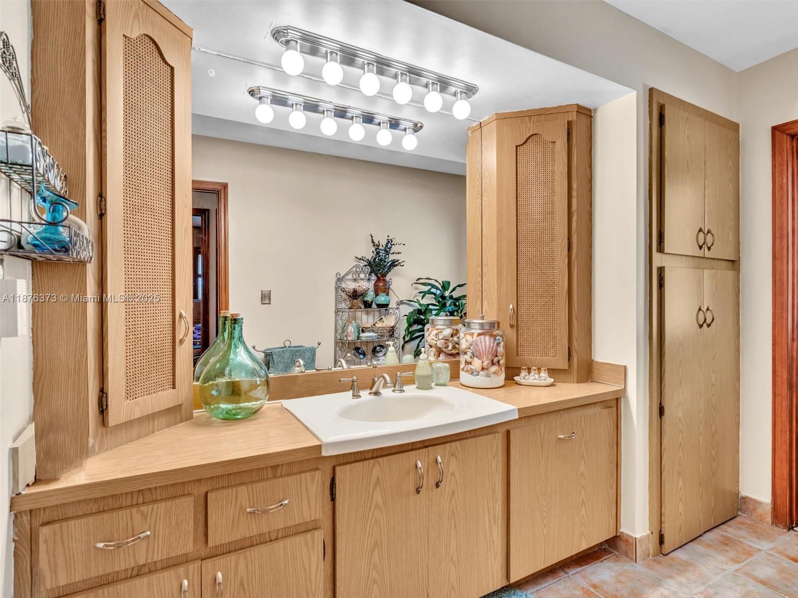 FLA FRUIT LANDS CO SUB NO - Residential