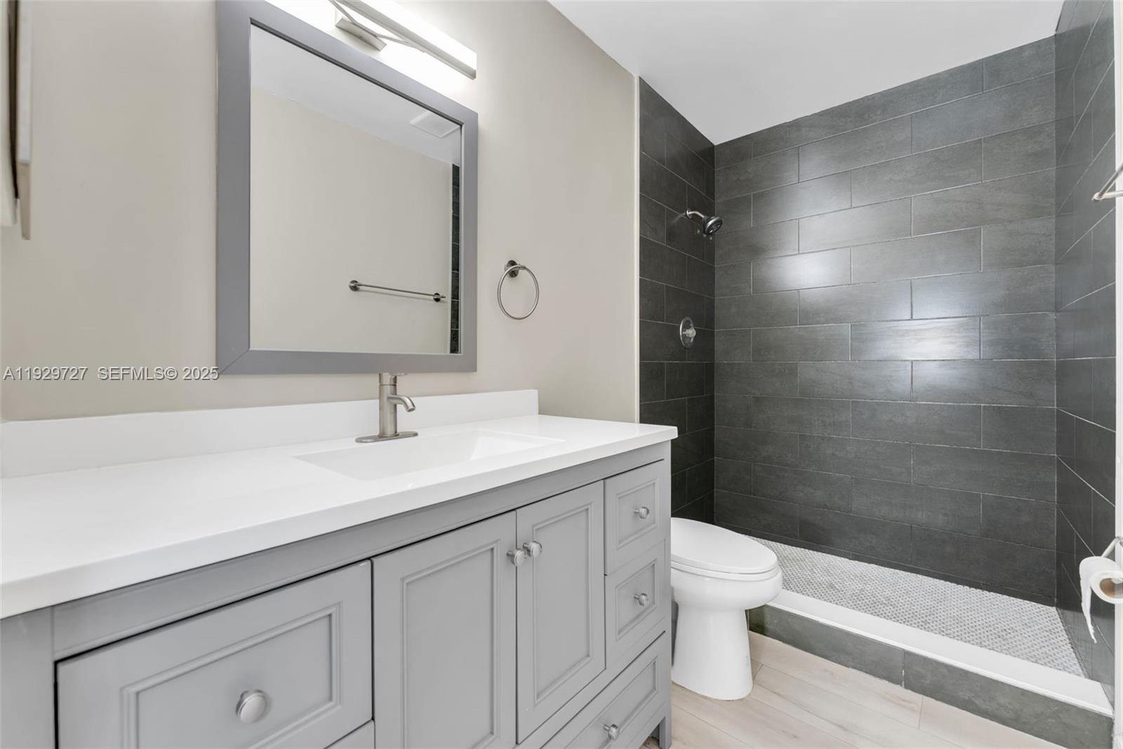 PALM-AIRE VILLAGE SECTION - Residential Lease