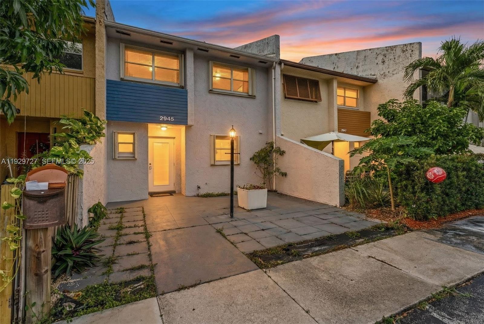 PALM-AIRE VILLAGE SECTION - Residential Lease