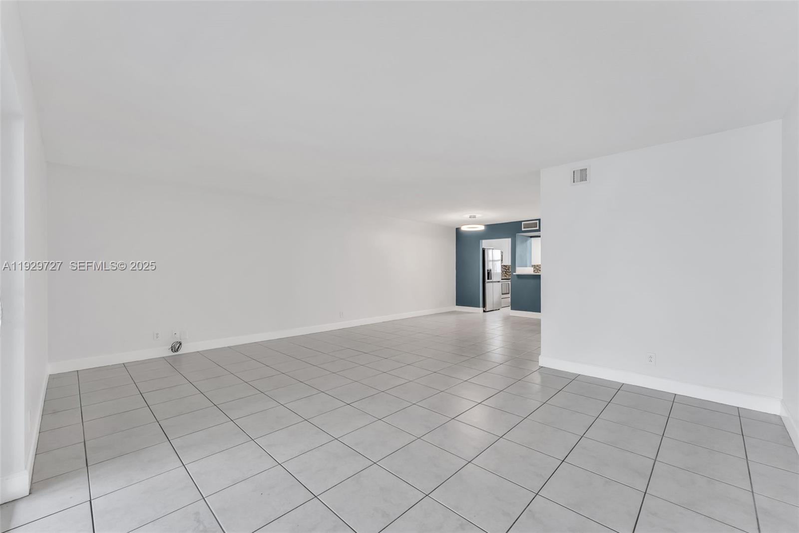 PALM-AIRE VILLAGE SECTION - Residential Lease