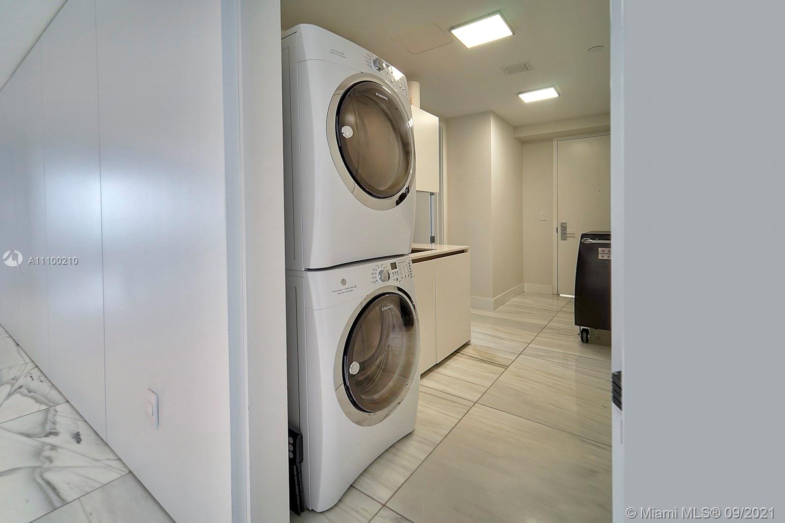 OCEANA BAL HARBOUR CONDO - Residential