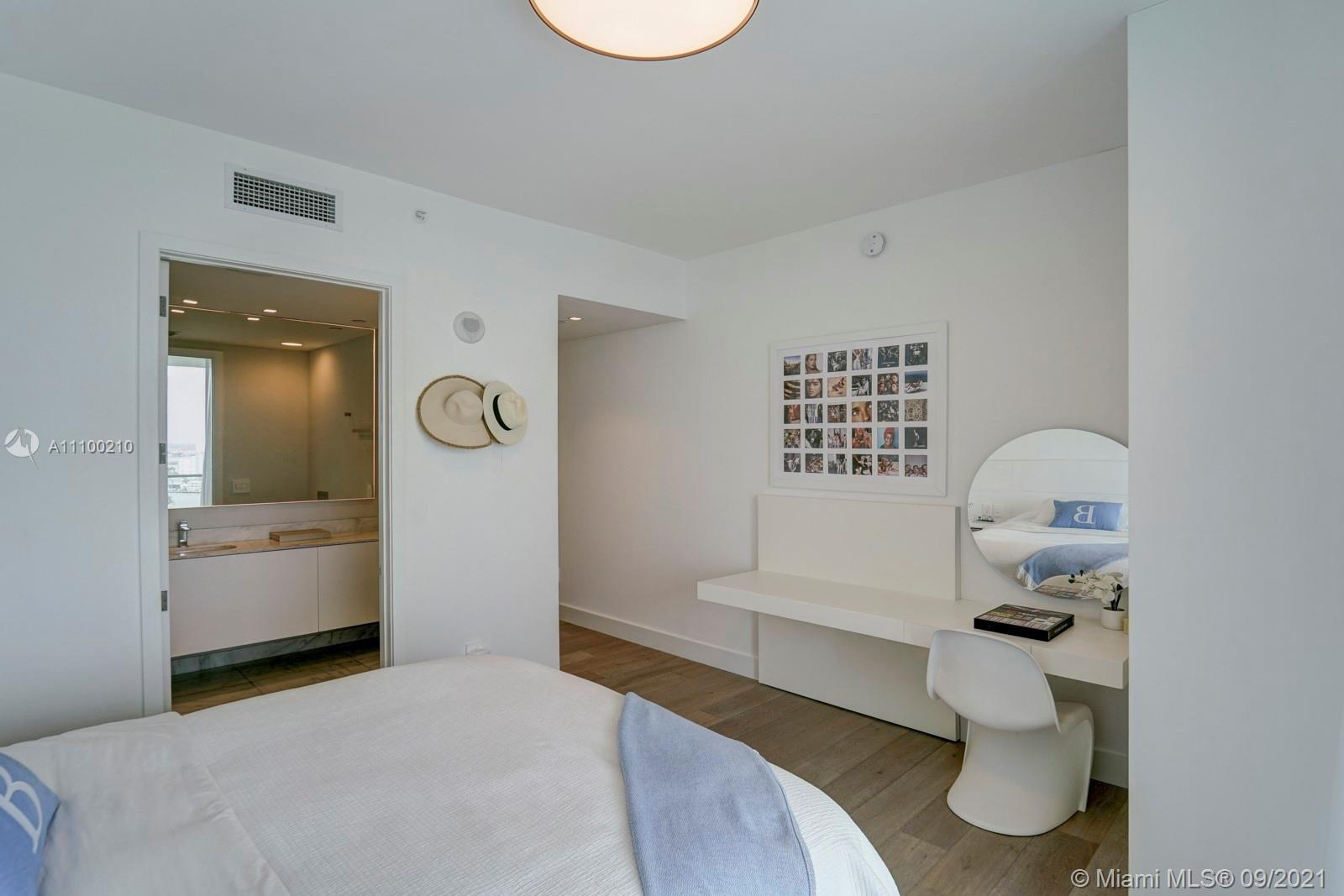 OCEANA BAL HARBOUR CONDO - Residential