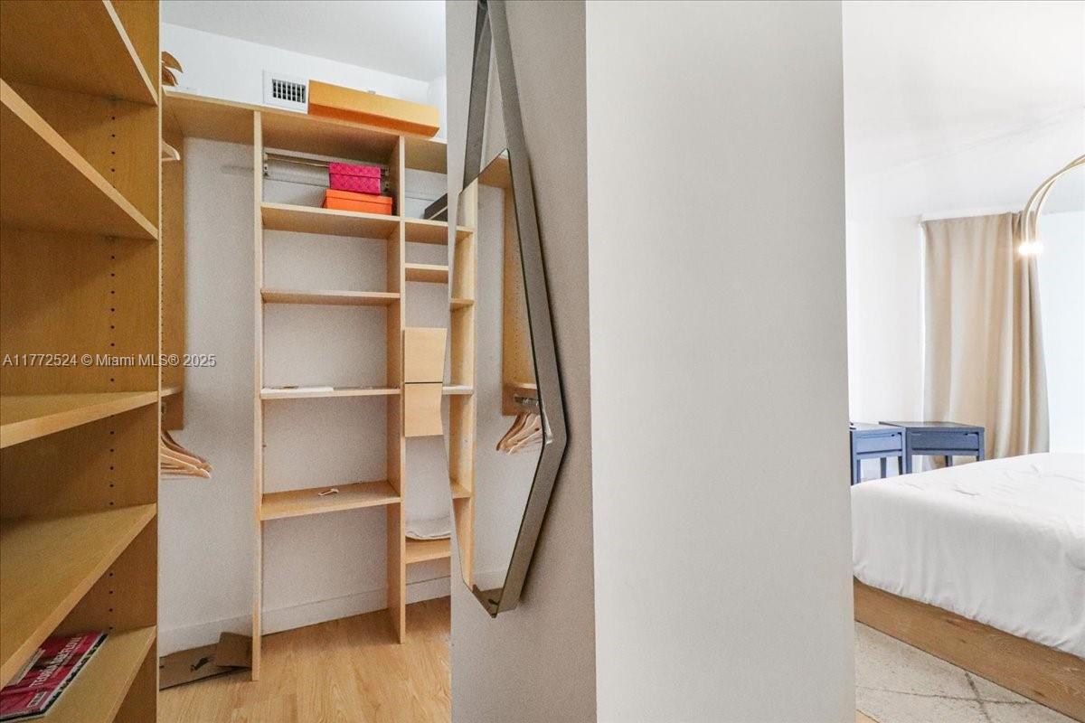 MILLENNIUM CONDO - Residential